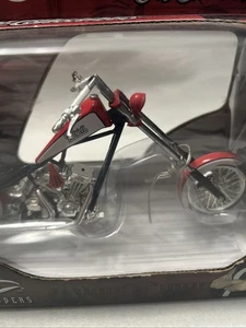 Nuovo con scatola 2005 ERTL COLLECTIBLES NFL New England Patriots ORANGE COUNTY CHOPPERS - Foto 1 di 7