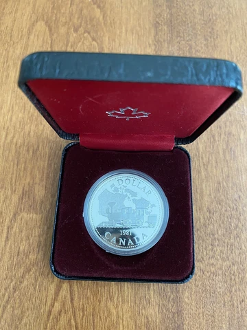 1981 Canadian Silver Dollar Pan-Canadian Railway Coin in Royal Canadian Mint Box Cover