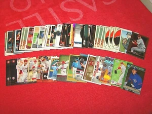 ROY HALLADAY BLUE JAYS PHILLIES HOF LOTE DE 62 TARJETAS CON 15 INSERTOS (18-94) - Imagen 1 de 1