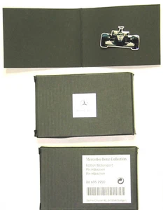 10 MERCEDES BENZ Formel Formula 1 Mika Häkkinen CAR PIN PINS BADGE IN FOLDER - Picture 1 of 2