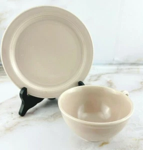 Vintage Modern California Vernon Kilns Sand Coffee Cup Small Plate Set Pottery - Picture 1 of 5