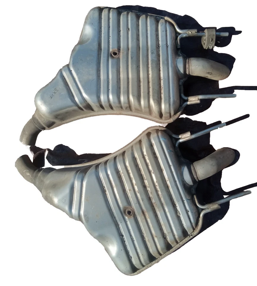 2007 - 2011 Mercedes Benz S Class W221 S550 Muffler Silencer Exhaust Rear Lh Rh - Image 1 of 4