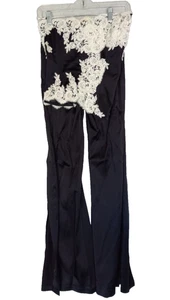 Project Runway TV Show Kleiderschrank Requisite Korsetts Modedesigner Jasper Outfit - Bild 1 von 11