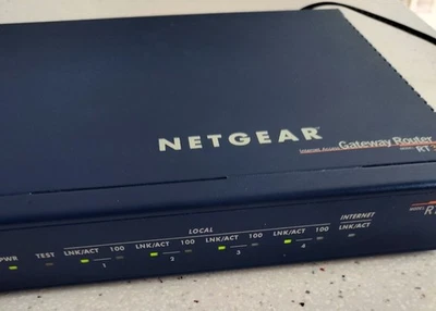 NETGEAR RT314 10/100 4 Port Gateway Router with Power Adapter - Image 1 of 4
