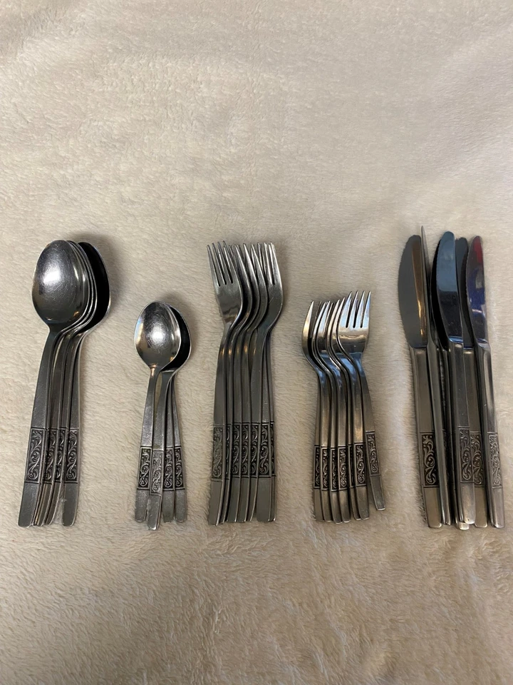Juego de cubiertos vintage Amefa ROYAL DAMASK acero inoxidable Holanda Foto 1 de 1