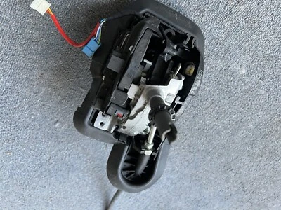 2006-2011 BMW E90 E91 E92 E93 335i 330i 328i 325i 335 323 320i Auto Gear shifter - Image 1 of 4