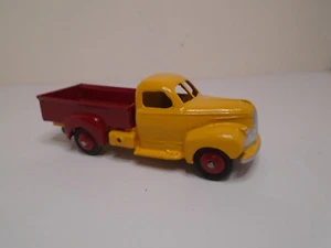 DINKY TOYS FRANCE #25p-F STUDEBAKER PICK-UP RESTORED TO NEAR MINTY - Picture 1 of 11