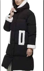 Levi's Women's Faux Shearling Trim Hooded Puffer Parka Coat NWT $250 Size Small - Picture 1 of 12