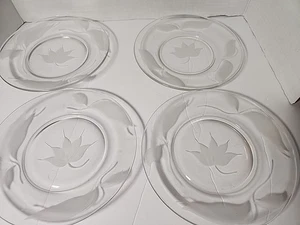 Clear Glass 8" Salad Plates Etched Flower & Leaf Pattern Lot of 4 Vintage - Picture 1 of 6