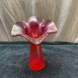 L.C.T. Signed STRETCH ART GLASS VASE - IRIDESCENT ONION SKIN AURENE RUBY 7 1/4” - Picture 1 of 5