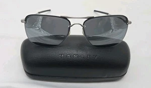 Gafas de sol polarizadas Oakley Tailhook OO4087-06 60□15-121 gris metalizado perfectas - Imagen 1 de 8