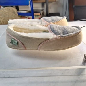 cloud nine size L10 sand/gray sheepskin shoes/slipons - Picture 1 of 9