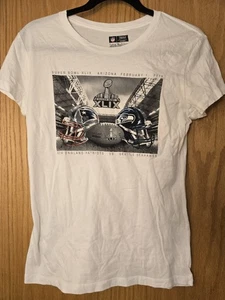 Superbowl 2015 Patriots vs Seahawks Short Sleeve T-Shirt White, Size M Womens - Picture 1 of 4