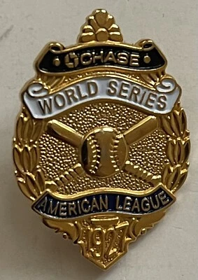 CHASE WORLD SERIES 1927 YANKEES AMERICAN LEAGUE PIN-FINAL PIN OF 2003 COLLECTION - Image 1 of 2