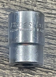 13/16 Black and decker AF socket W. Germany H1108 50 3/8" drive 12 point - Picture 1 of 4