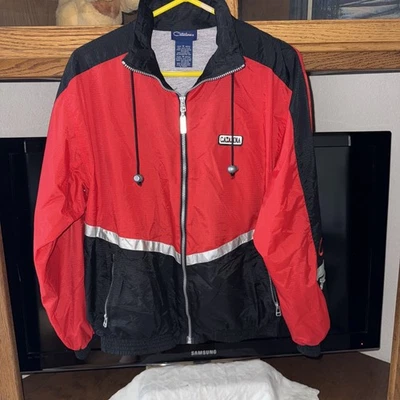 Cortavientos de Colección Catalina Bay Hombres Cremallera Completa Negro Rojo Talla Mediana Usado en Excelente Condición Foto 1 de 4