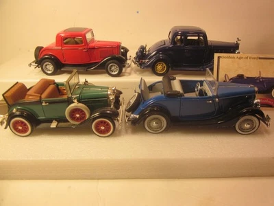 LOTE DIECAST ARKO/NATIONAL 1/32/4 CLÁSICOS '20-'30s, 3 FORD COUPÉS/CONV. '33 CHEVY Foto 1 de 4