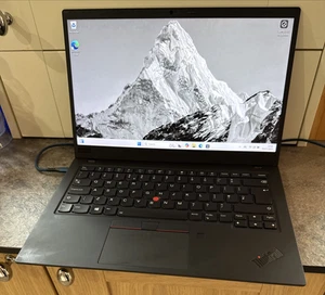 ThinkPad X1 Carbon 7th - i7 - 16GB RAM - 512GB SSD - FHD - Picture 1 of 12