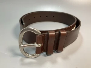 Women’s Belt Brown Genuine Leather Eddie Bauer Solid Brass Buckle Size Medium - Picture 1 of 8