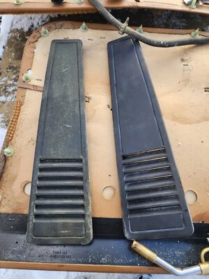 Jeep Comanche 86-92 OEM cabina ventilación exterior moldura plástico Foto 1 de 2