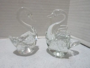 VTG GLASS BLOWN BUBBLE GLASS SWANS CLEAR GLASS SET OF 2 - Picture 1 of 5