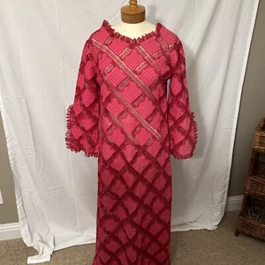 Vintage VTG 1960s 60s Pink Pintuck Lace Long Sleeve Maxi Dress - Picture 1 of 18