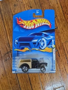 2001 Hot Wheels #047 Morris Wagon New sealed MANY MORE Combine Shipping  - Picture 1 of 3