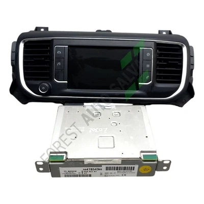 2022 VAUXHALL VIVARO RADIO HEADUNIT WITH DISPLAY SCREEN 9831665801 - Image 1 of 4