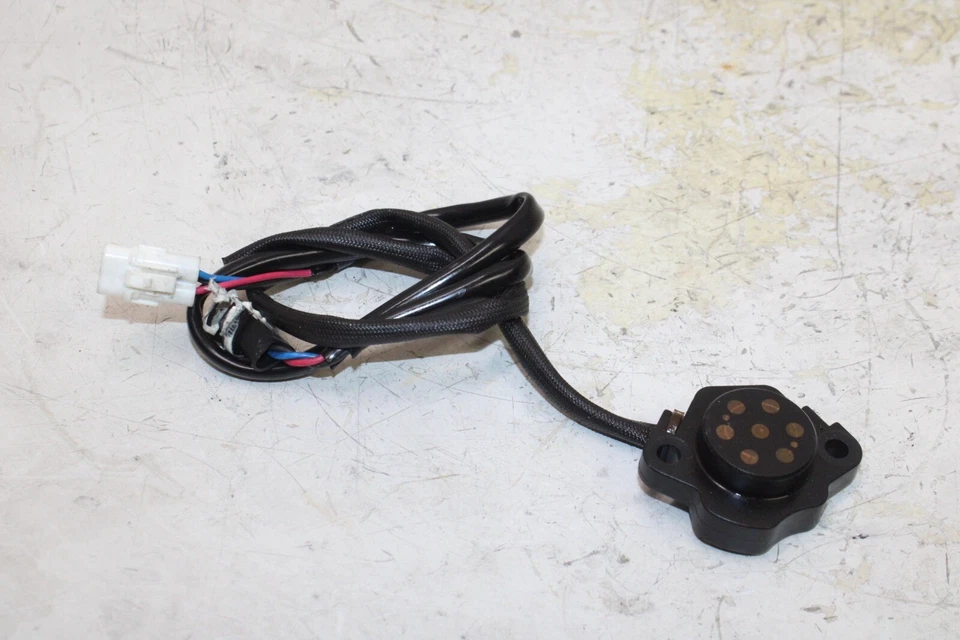 2001 SUZUKI HAYABUSA GSX1300R OEM ENGINE MOTOR COIL PICKUP PULSE PULSER SENSOR - Image 1 of 4