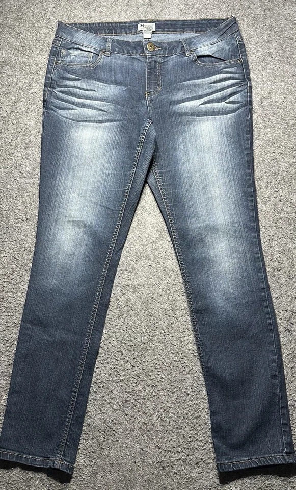 Pantalones de mezclilla Mudd para mujer 15 elásticos pierna recta lavado oscuro lavado silbador Foto 1 de 4