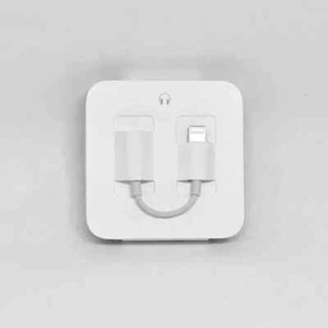 Apple Adattatore da Lightning a Jack Cuffie 3.5mm iPhone 13/12/11 Pro Max/Mini/SE - Foto 1 di 3