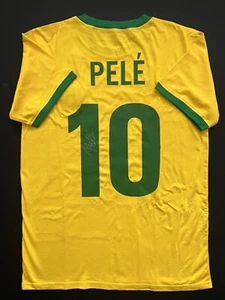 Pele signiertes Brasilien Shirt 1970 Stil - Nummer 10 Autogramm Trikot Privatsignatur - Bild 1 von 7