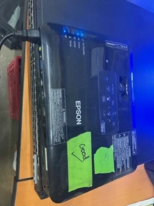 Epson Model H794A POWERLITE LCD Projector Model 1781W with Remote- Lightly Used - Picture 1 of 1