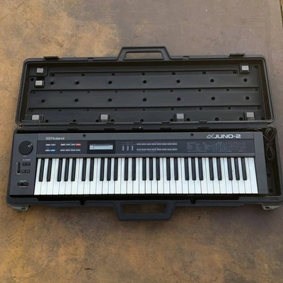 Roland Alpha Juno 2 61 Key Polyphonic Synthesizer Synth Keyboard with Hard case - Image 1 of 4