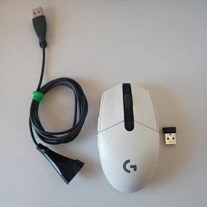 Logitech G305 Lightspeed Wireless Gaming Mouse - Photo 1/8