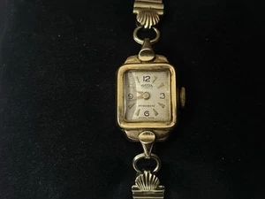 Vintage Roamer 17 Jewels Gold Plate Ladies Cocktail Elegant Manual Watch Working - Picture 1 of 11