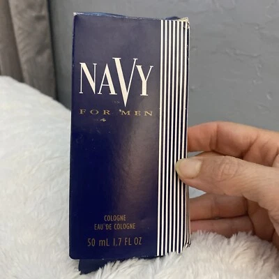 Spray de colônia masculino Navy Cologne By Dana 1,7 oz/50 ml novo na caixa - Imagem 1 de 3