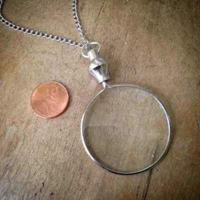 Lupa Monocle Plata con Cadena Collar - Latón Tonificado Plateado - Penda Foto 1 de 4