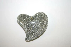 IMPEX TRIMITS JEWELLERY - SILVER GLITTER HEART RT65 - Picture 1 of 1