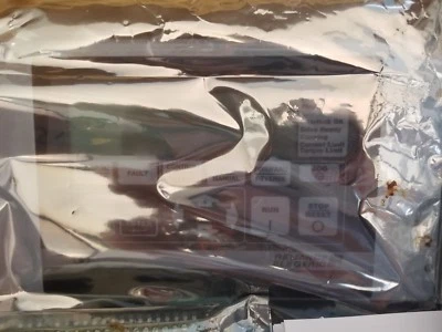 Bolsa selada Reliance Electric GV3000 módulo de interface de operador (OIM) 807303-R - Imagem 1 de 4