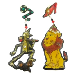 Pendientes colgantes de 4" Dftd Decoupage Mago de Oz de las profundidades - Imagen 1 de 10