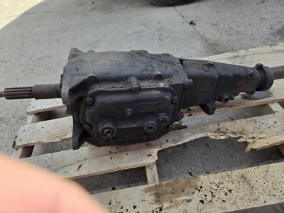 Manual Transmission 4 Speed Saginaw Manufactured Fits 77-80 CAMARO 455422 - Image 1 of 3