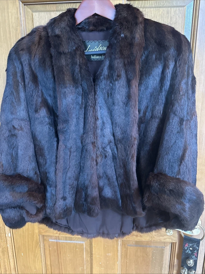 Chaqueta Visón Rancho Marrón Oscuro De Colección Hecha por Davidson’s Indiana Fur Company Foto 1 de 4