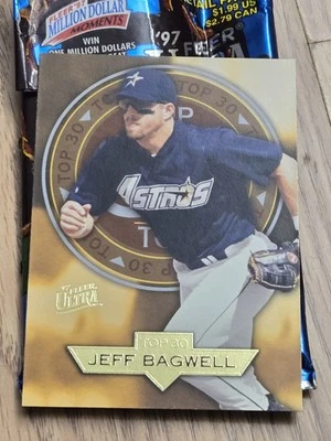 🔥🔥🔥 1997 Fleer Ultra #13/30 Топ 30 золотой медальон доказательство Джефф Бэгвелл  - Изображение 1 из 4