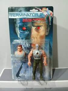 Kenner 1991 Vintage Action Figure Terminator 2 .BATTLE DAMAGE.MINT ON CARD - Bild 1 von 5