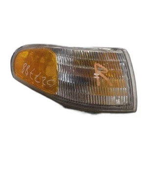 Passenger Corner/Park Light Park Lamp-turn Signal Fits 94-98 MUSTANG 1154499 - Image 1 of 4
