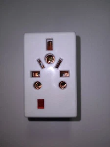 UK 13A Travel Adapter Socket Wall Plug Wall Socket Type G Multi-Type Conversion - Picture 1 of 8