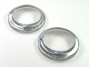 2x guscio molla posteriore superiore - LADA Niva 1600, 1700, 1900 art. 2101-2912655 - Foto 1 di 1