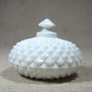Vintage Westmoreland Milk Glass Diamond Point Sawtooth Lidded Candy Dish - Picture 1 of 16