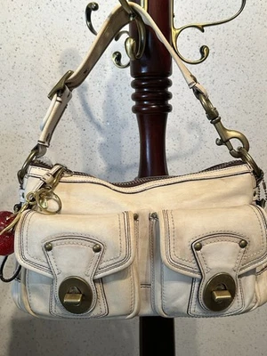 Bolso de Hombro Coach Legacy Y2K 65 Aniversario Cuero Blanco Marfil (TLC NECESARIO) Foto 1 de 4